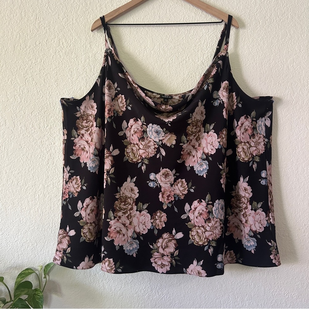 🌷Torrid Floral Cold Shoulder Cami — 4X